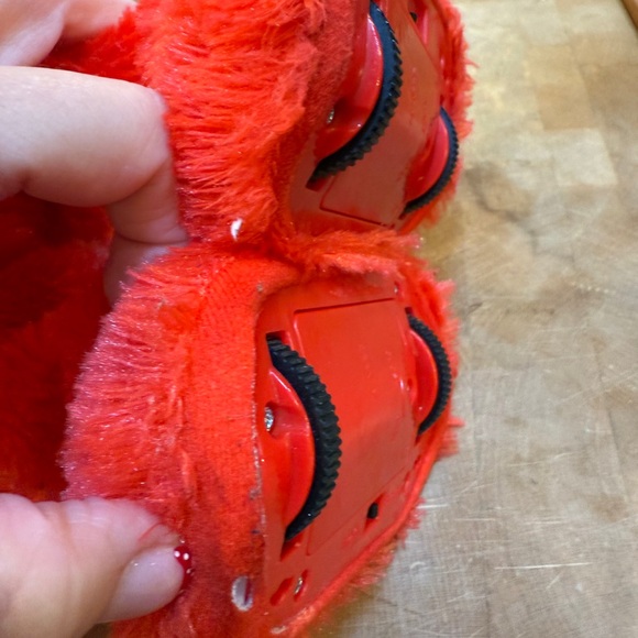 Sesame Street Talking and Dancing Elmo Red Plush Toy 2023 Elmo Slide Electronic - Picture 5 of 9